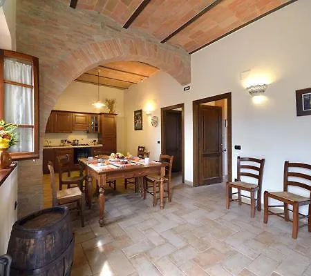 Agriturismo Bellarosa Фермерский дом *