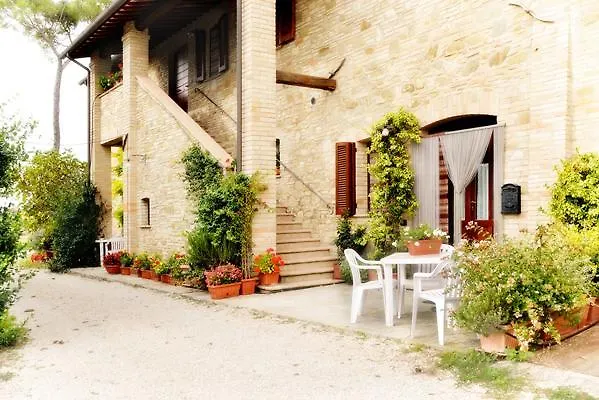 Agriturismo Bellarosa Ассизи