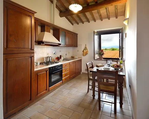 Agriturismo Bellarosa * Ассизи