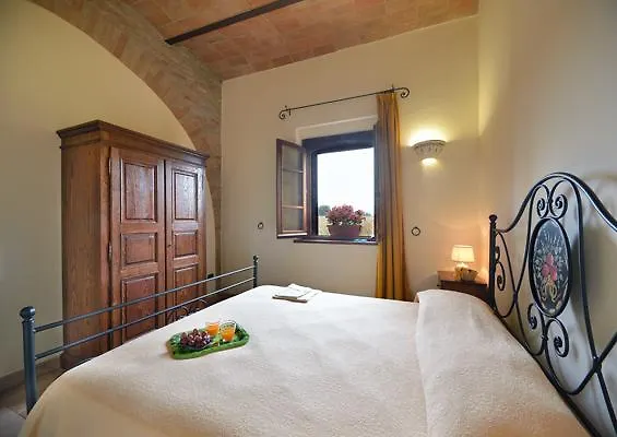 Agriturismo Bellarosa * Ассизи